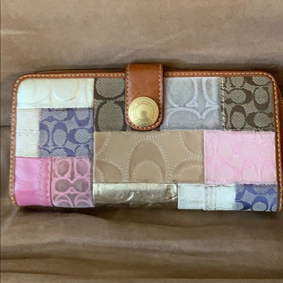 Coach Handbags - Coach wallet